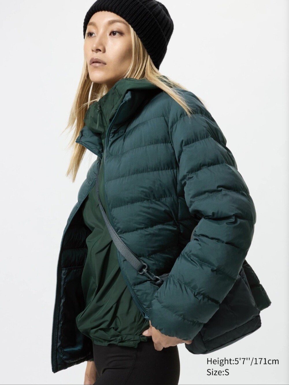 Uniqlo Green Women's Pufftech Jacket, Size L